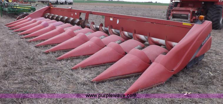 image for item K3825 Case IH 2212 corn head