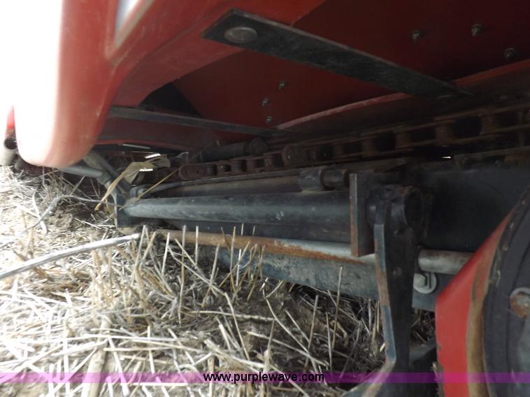 image for item K3825 Case IH 2212 corn head