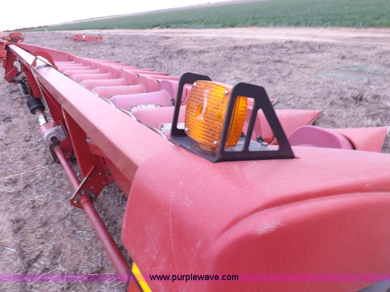 image for item K3825 Case IH 2212 corn head