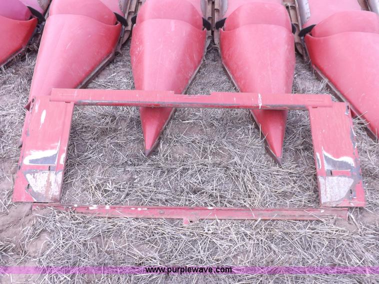 image for item K3825 Case IH 2212 corn head
