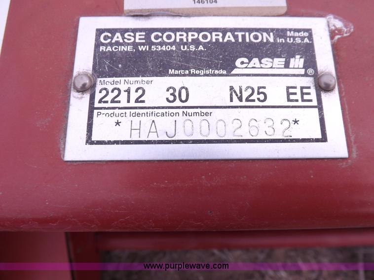 image for item K3825 Case IH 2212 corn head