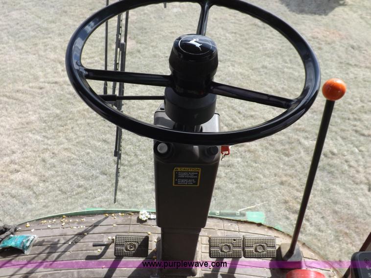 image for item K3831 1997 John Deere 9600 combine