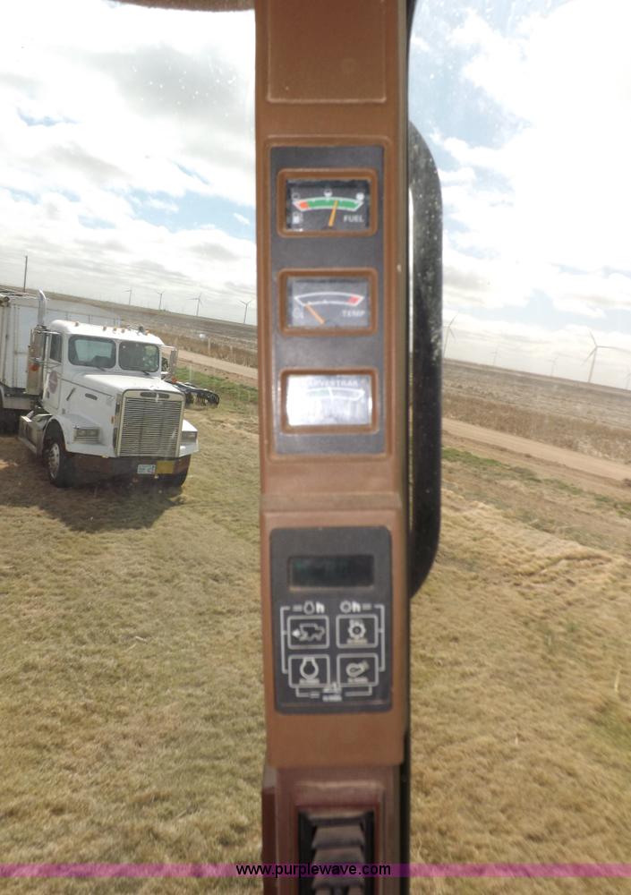 image for item K3831 1997 John Deere 9600 combine