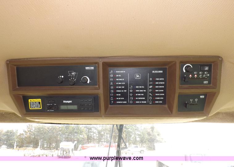 image for item K3831 1997 John Deere 9600 combine