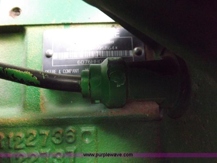 image for item K3831 1997 John Deere 9600 combine