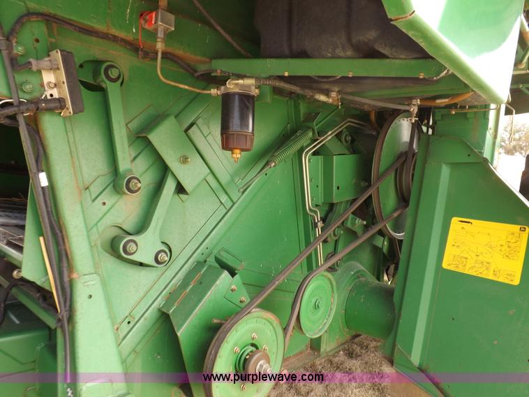 image for item K3831 1997 John Deere 9600 combine