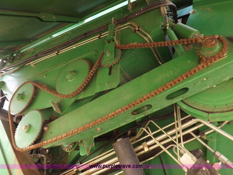 image for item K3831 1997 John Deere 9600 combine