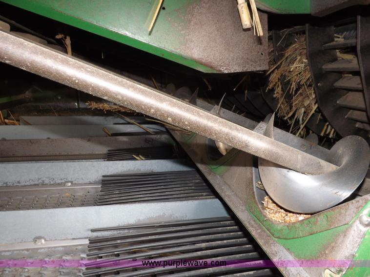 image for item K3831 1997 John Deere 9600 combine