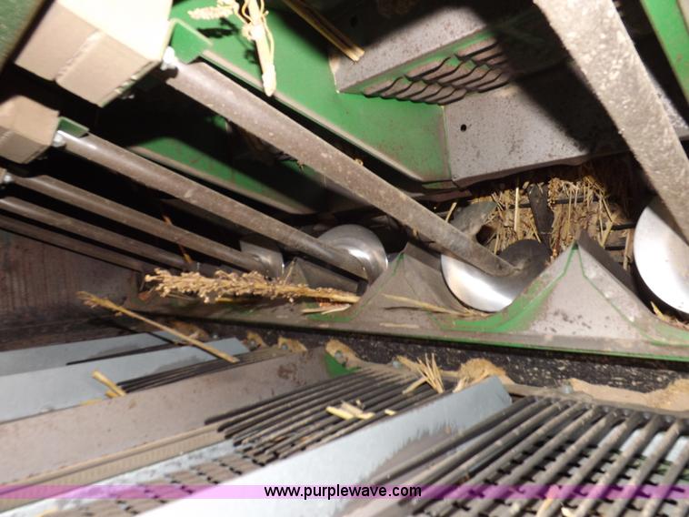 image for item K3831 1997 John Deere 9600 combine