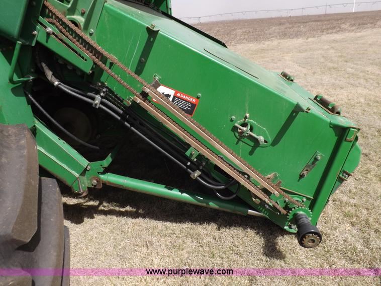 image for item K3831 1997 John Deere 9600 combine