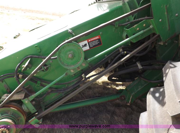 image for item K3831 1997 John Deere 9600 combine