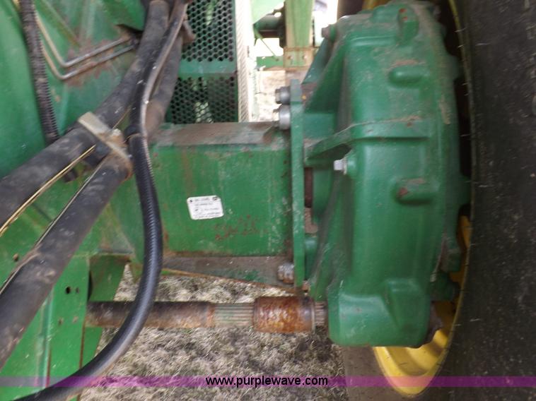 image for item K3831 1997 John Deere 9600 combine