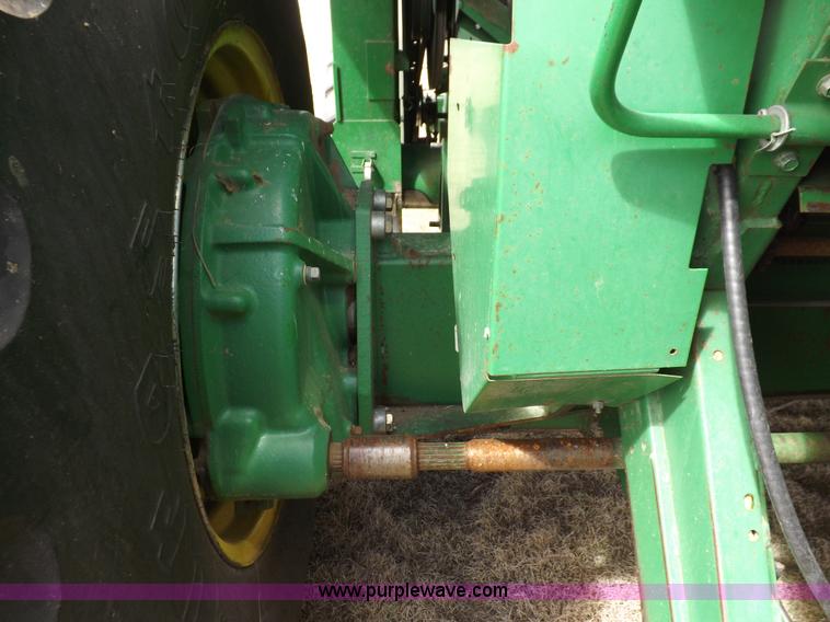 image for item K3831 1997 John Deere 9600 combine