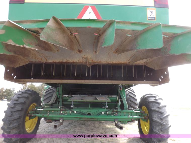 image for item K3831 1997 John Deere 9600 combine