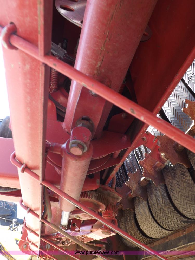 image for item K3839 1993 Case IH 8465A round baler