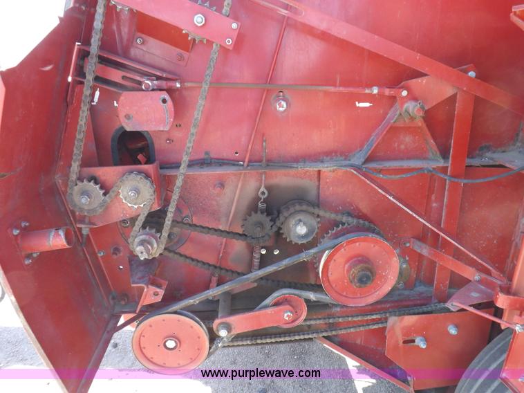 image for item K3839 1993 Case IH 8465A round baler