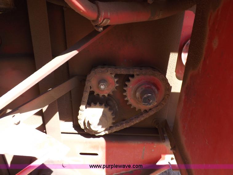 image for item K3839 1993 Case IH 8465A round baler