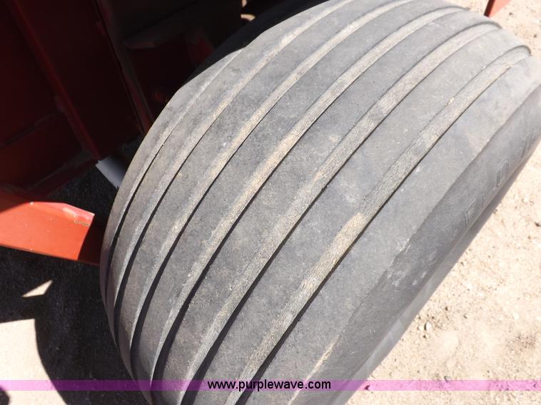 image for item K3839 1993 Case IH 8465A round baler