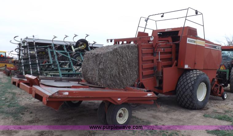 image for item K3841 2000 Hesston 4910 large square baler