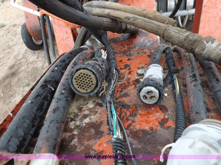 image for item K3841 2000 Hesston 4910 large square baler