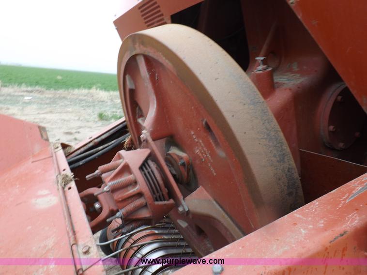image for item K3841 2000 Hesston 4910 large square baler