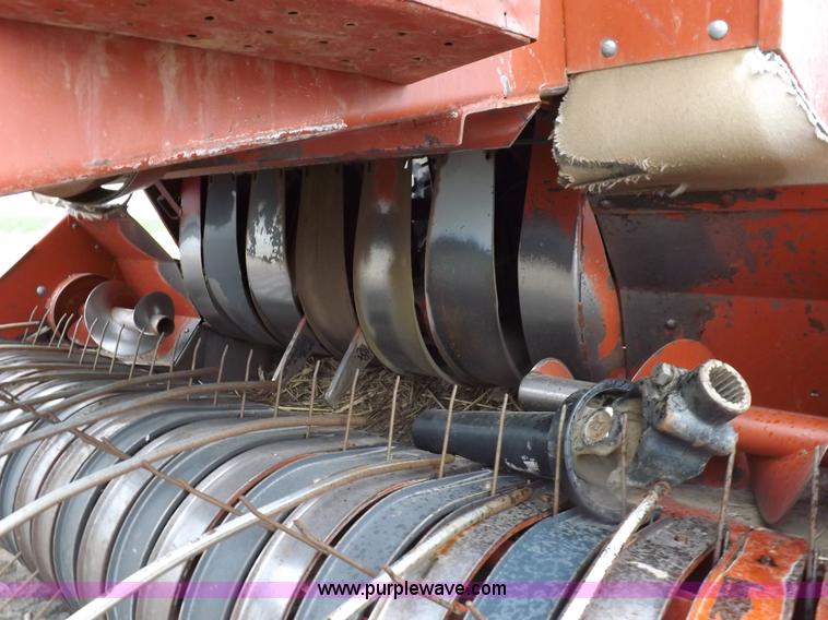 image for item K3841 2000 Hesston 4910 large square baler