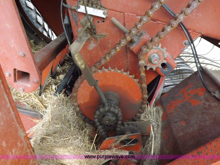 image for item K3841 2000 Hesston 4910 large square baler