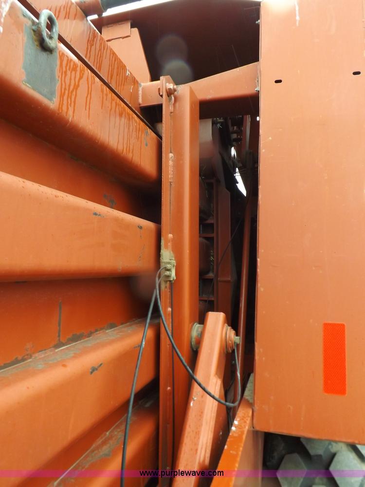 image for item K3841 2000 Hesston 4910 large square baler