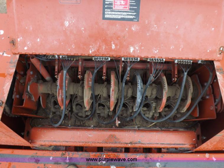 image for item K3841 2000 Hesston 4910 large square baler