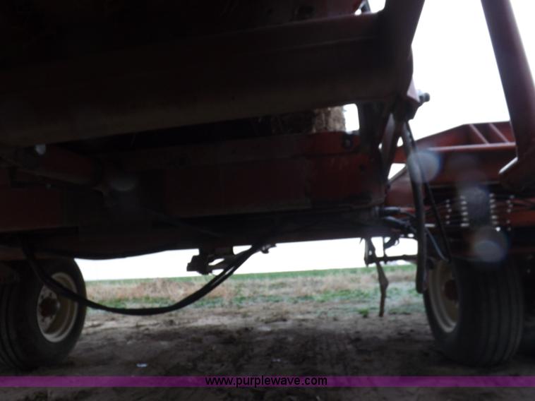 image for item K3841 2000 Hesston 4910 large square baler