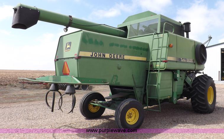 image for item K3842 1981 John Deere 6620 Turbo combine