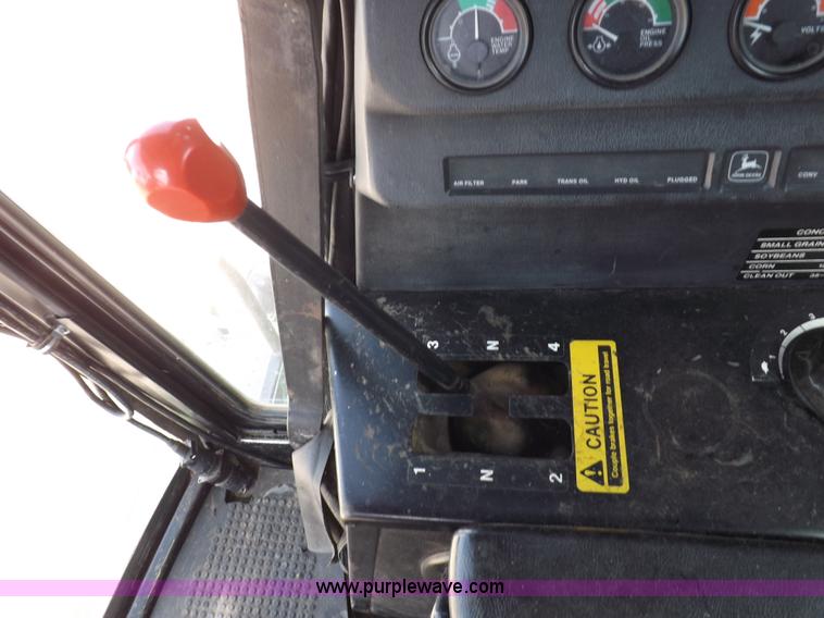 image for item K3842 1981 John Deere 6620 Turbo combine