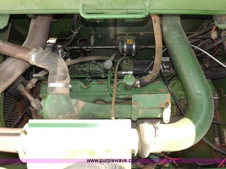 image for item K3842 1981 John Deere 6620 Turbo combine