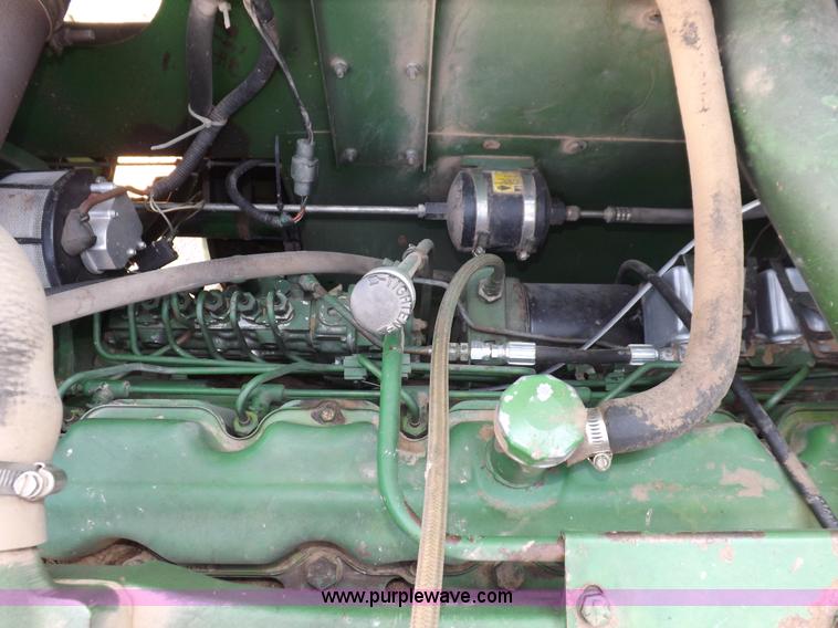 image for item K3842 1981 John Deere 6620 Turbo combine