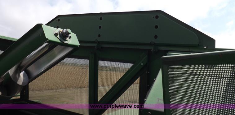 image for item K3842 1981 John Deere 6620 Turbo combine