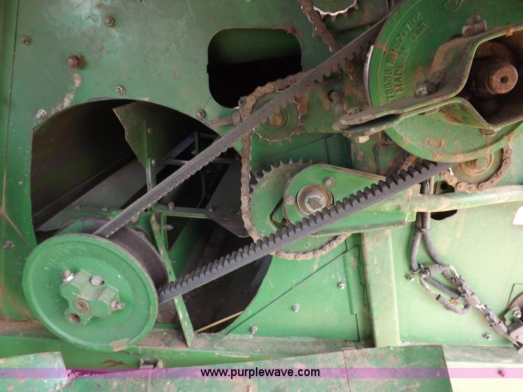 image for item K3842 1981 John Deere 6620 Turbo combine