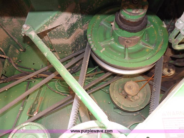 image for item K3842 1981 John Deere 6620 Turbo combine