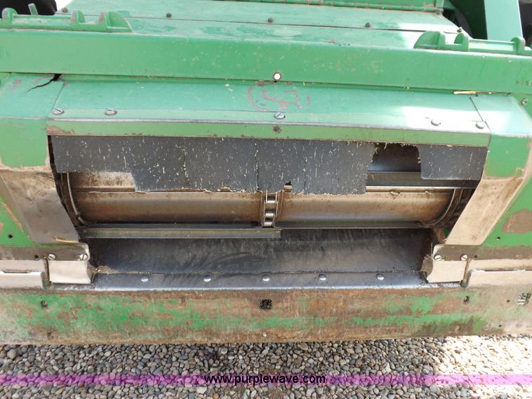 image for item K3842 1981 John Deere 6620 Turbo combine