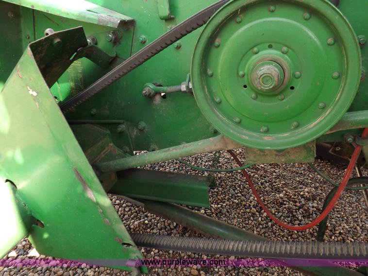 image for item K3842 1981 John Deere 6620 Turbo combine