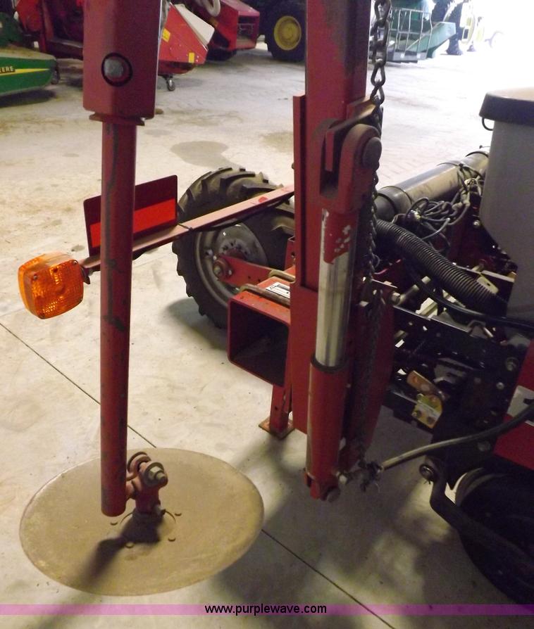 image for item K3843 Case IH 1200 planter