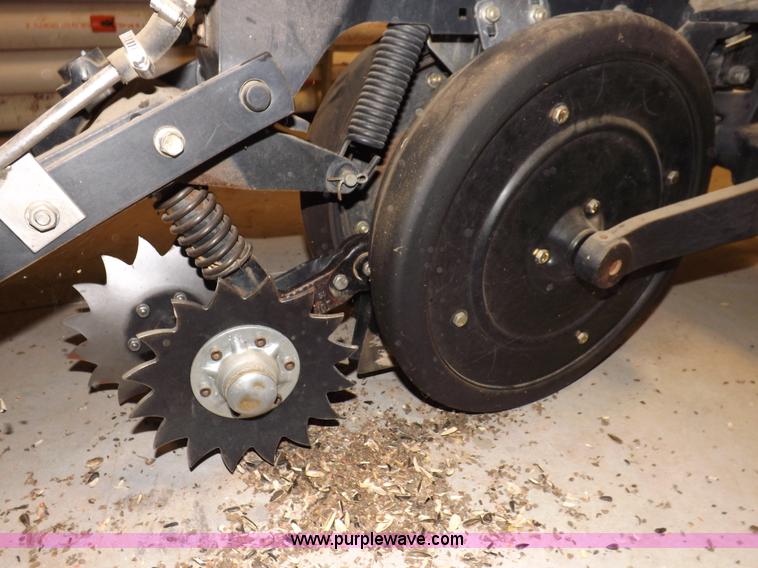 image for item K3843 Case IH 1200 planter