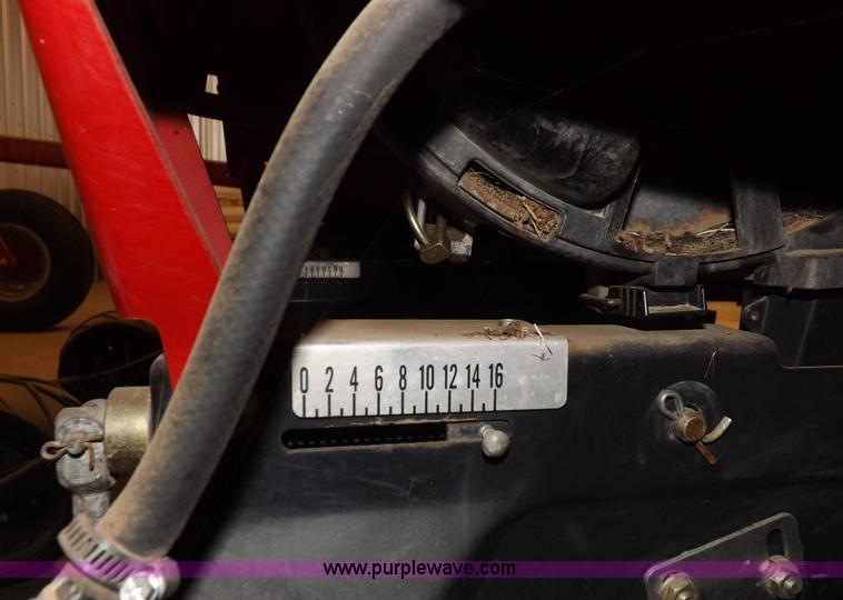 image for item K3843 Case IH 1200 planter