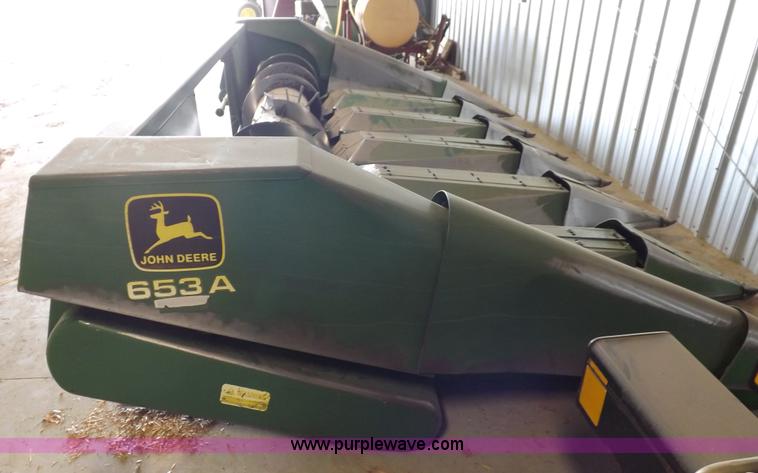 image for item K3844 John Deere 653A row crop head