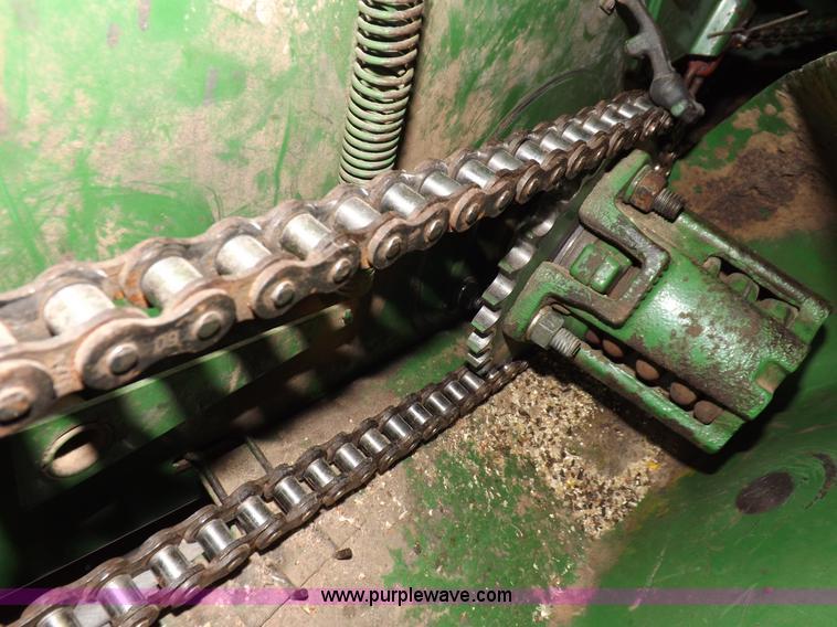 image for item K3844 John Deere 653A row crop head