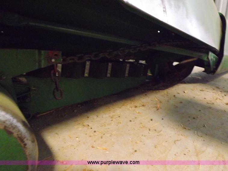 image for item K3844 John Deere 653A row crop head