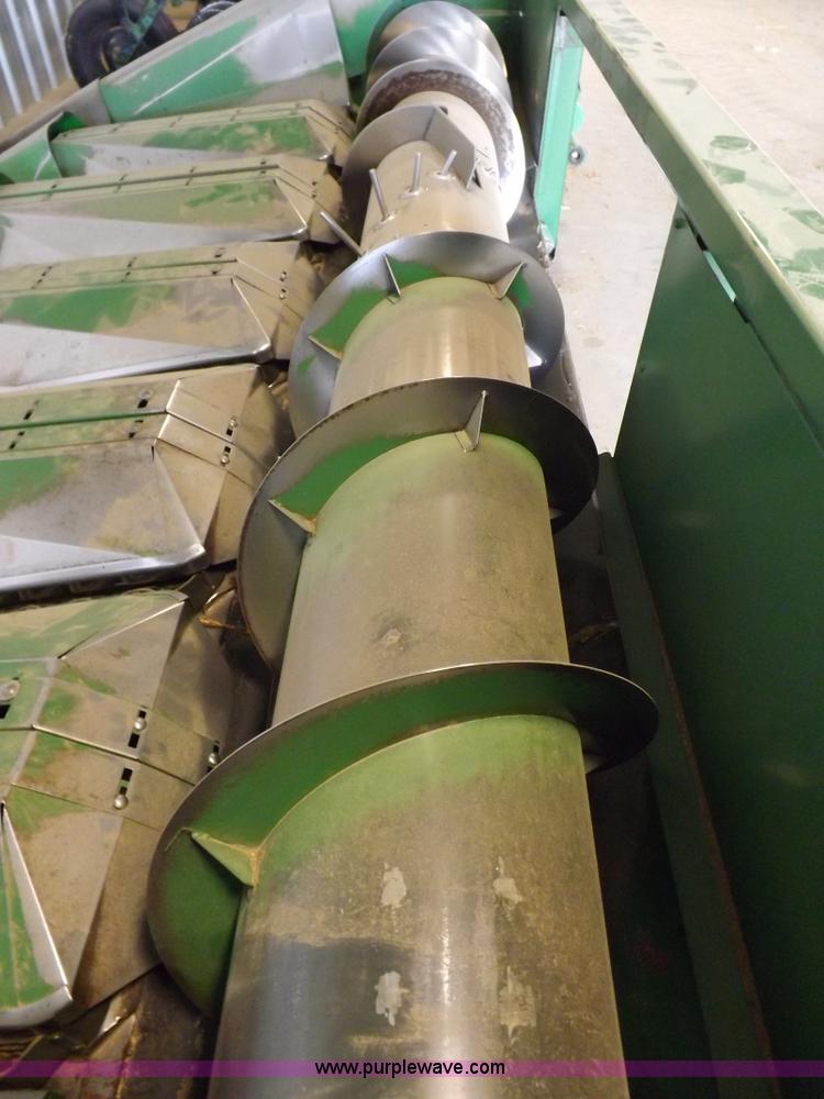 image for item K3844 John Deere 653A row crop head