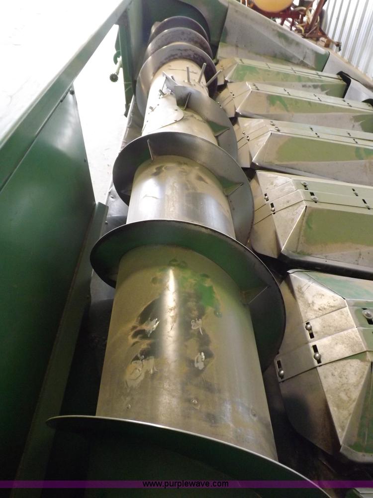 image for item K3844 John Deere 653A row crop head