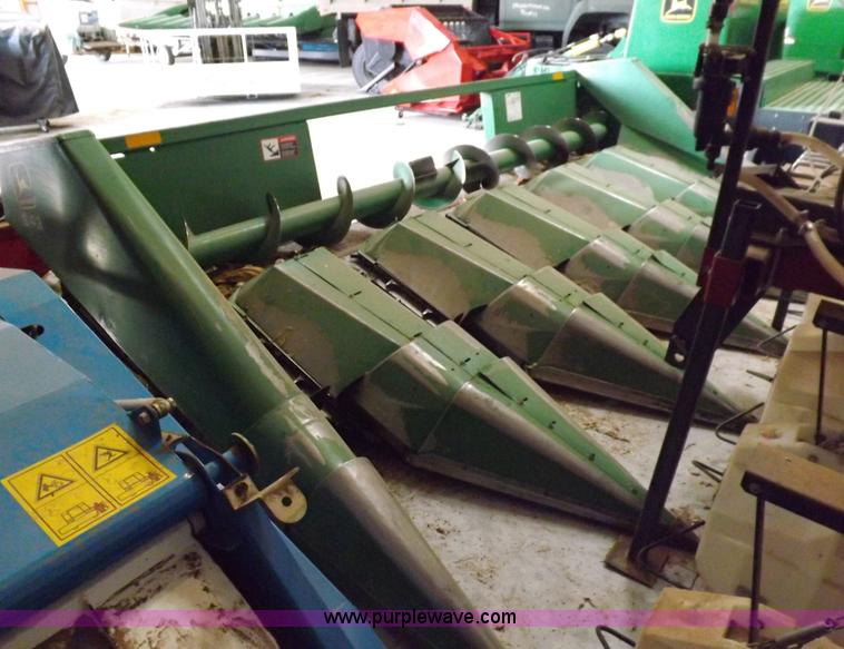 image for item K3845 John Deere 643 corn head