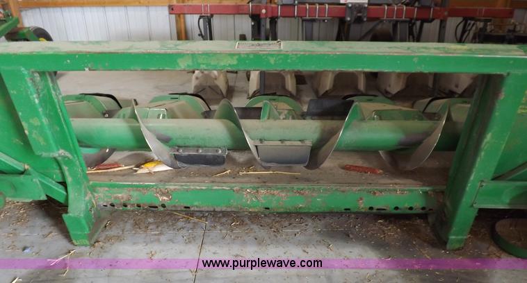 image for item K3845 John Deere 643 corn head