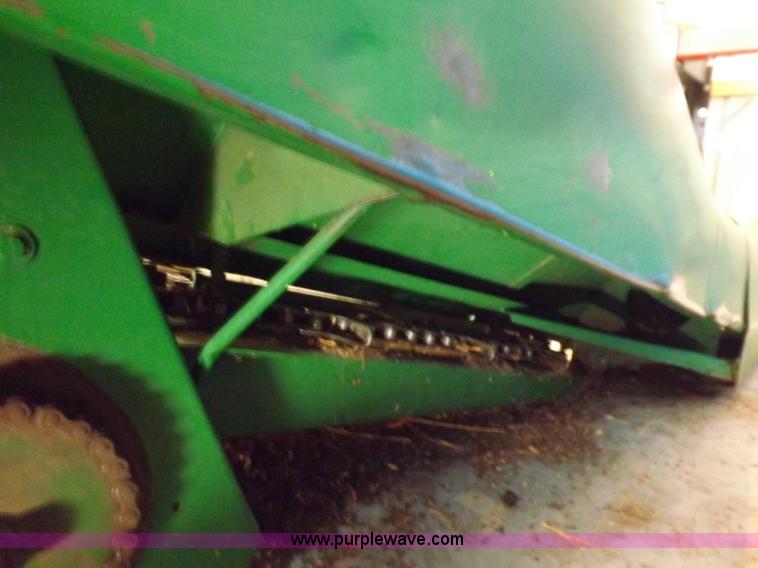 image for item K3845 John Deere 643 corn head
